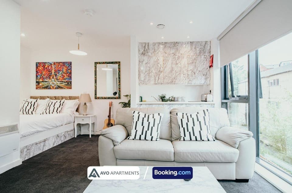 Living room, Bedroom