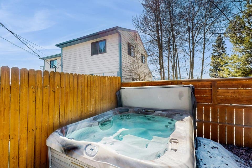 Mountain Dreams Condo Apartment in Fraser