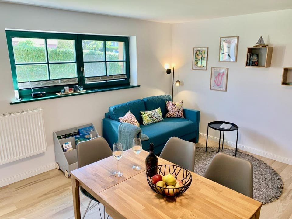 Living room, kitchen