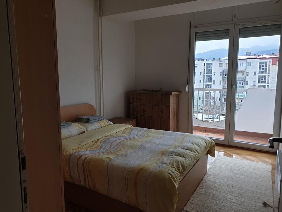 Bed, Photo of the whole room, Bedroom, City view