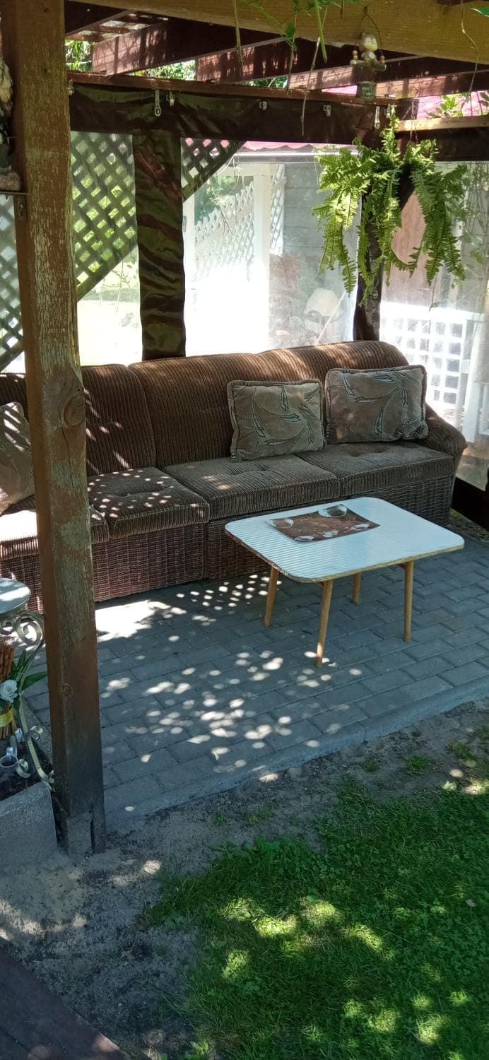 Seating area, Internal: Not applicable to any particular room