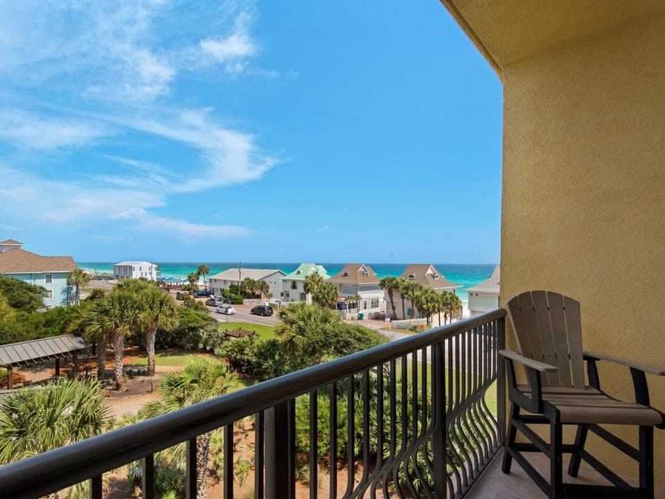 Beach Resort 415 by Newman-Dailey Apartment in Miramar Beach