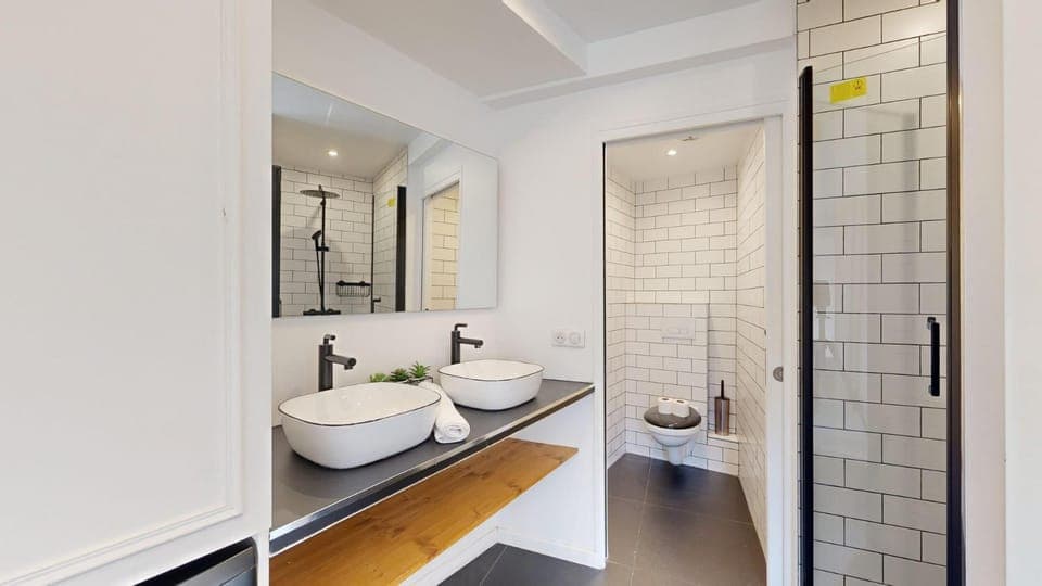 Shower, Bathroom, towels