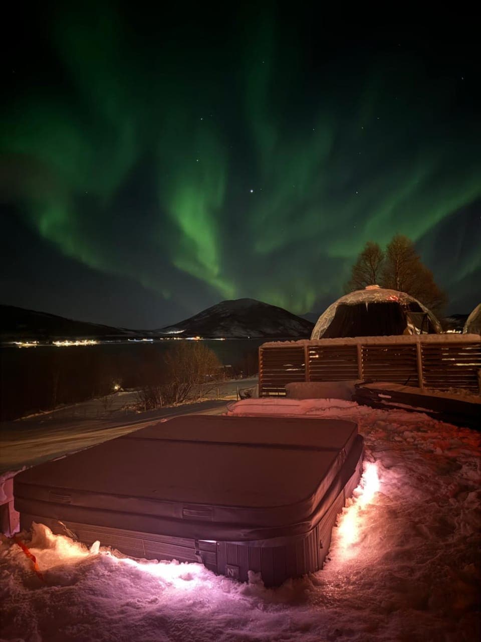Tjeldøya Slott Bed and Breakfast in Nordland, Norway