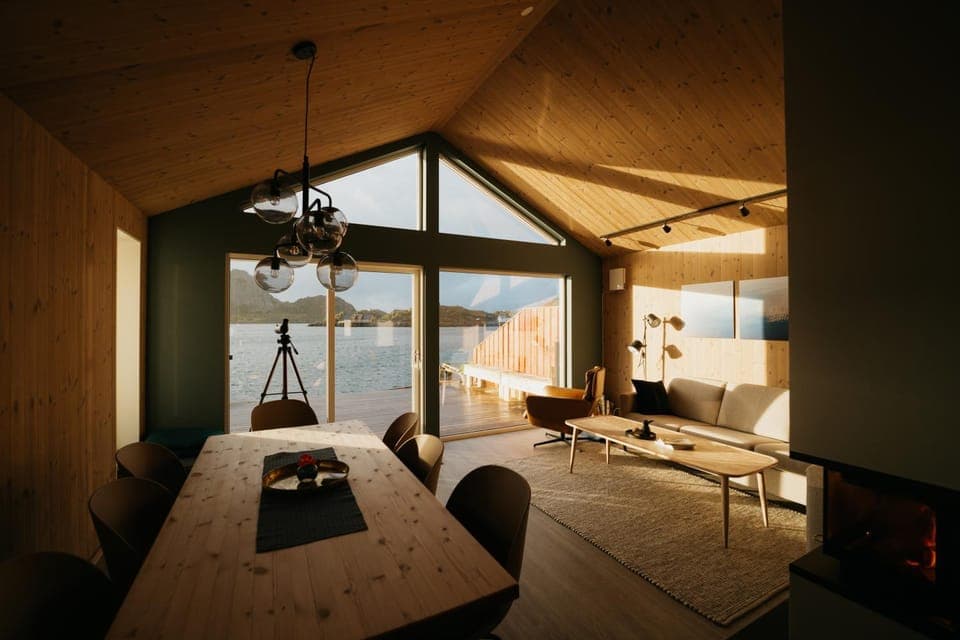 Living room, Breakfast