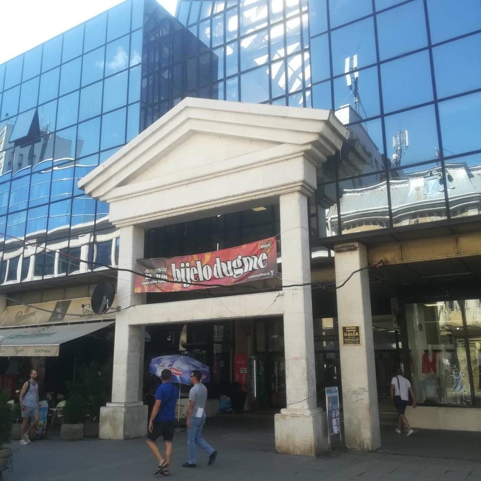 Property building, Facade/entrance