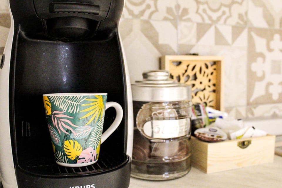 Coffee/tea facilities, Kitchen or kitchenette