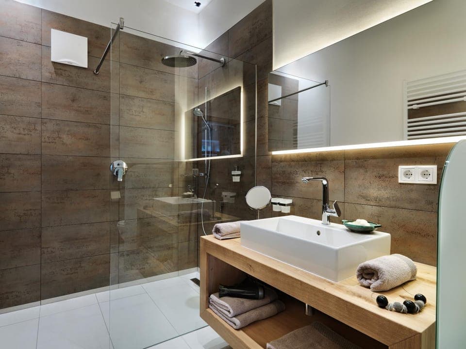 Shower, Bathroom