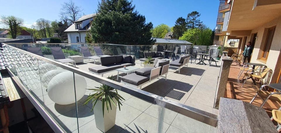 Property building, Balcony/Terrace