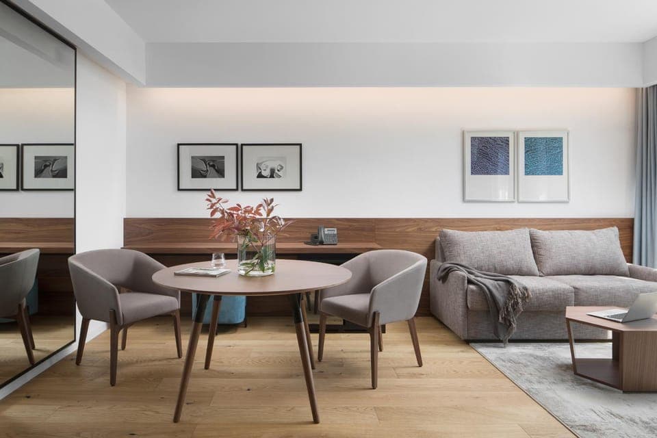 Living room, Seating area