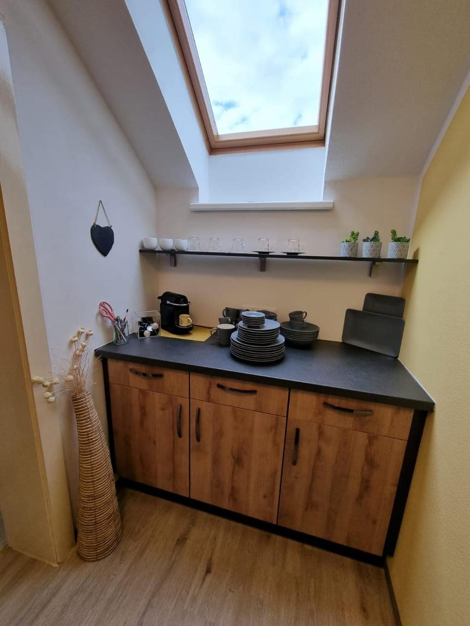 Kitchen or kitchenette, kitchen