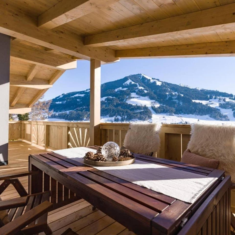 Day, Balcony/Terrace, Seating area