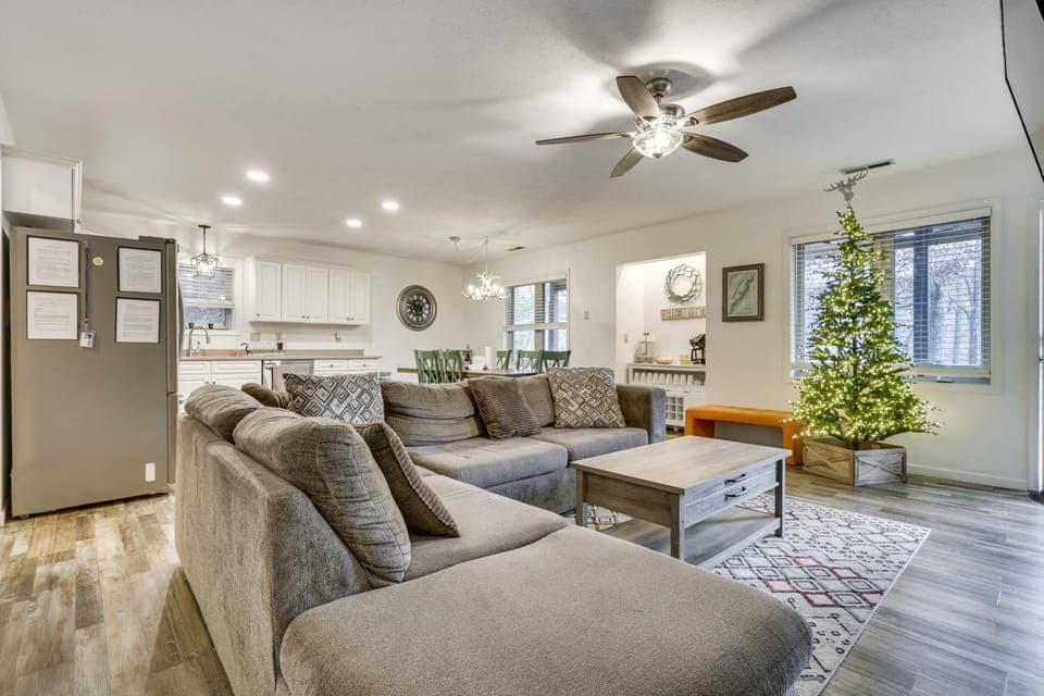 Family Getaway < 2 Mi to Massanutten Ski Lodge! House in Massanutten
