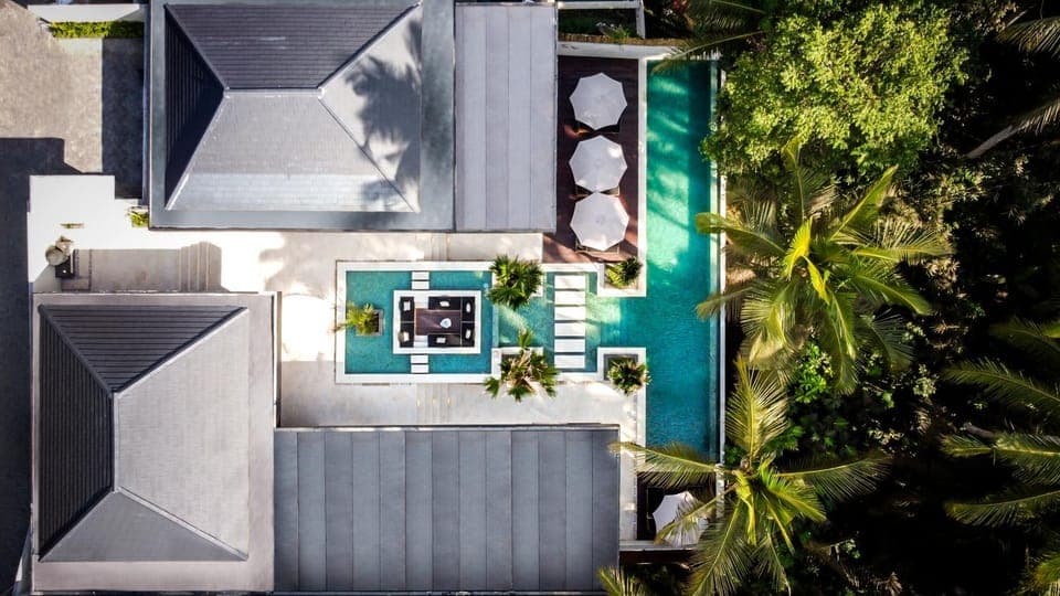 Property building, Natural landscape, Bird's eye view, View (from property/room), Garden view, Swimming pool, internet