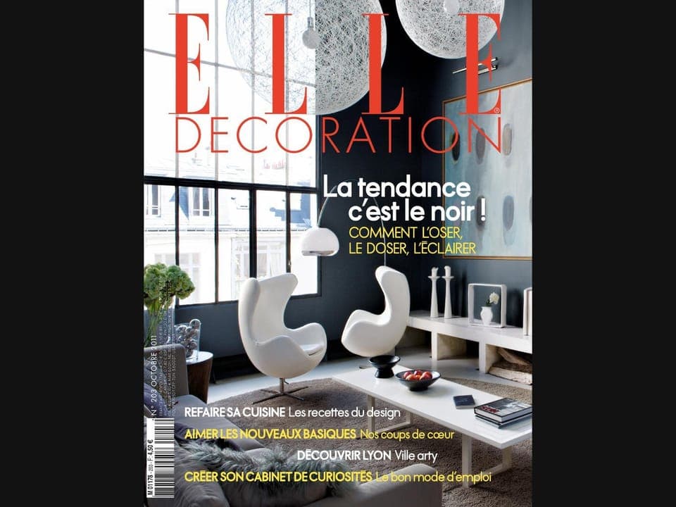 Property building, Text overlay