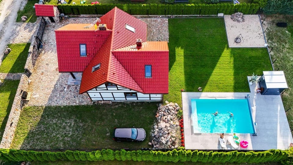 Property building, Day, Bird's eye view, Garden, Garden view, Pool view, Swimming pool, sunbed