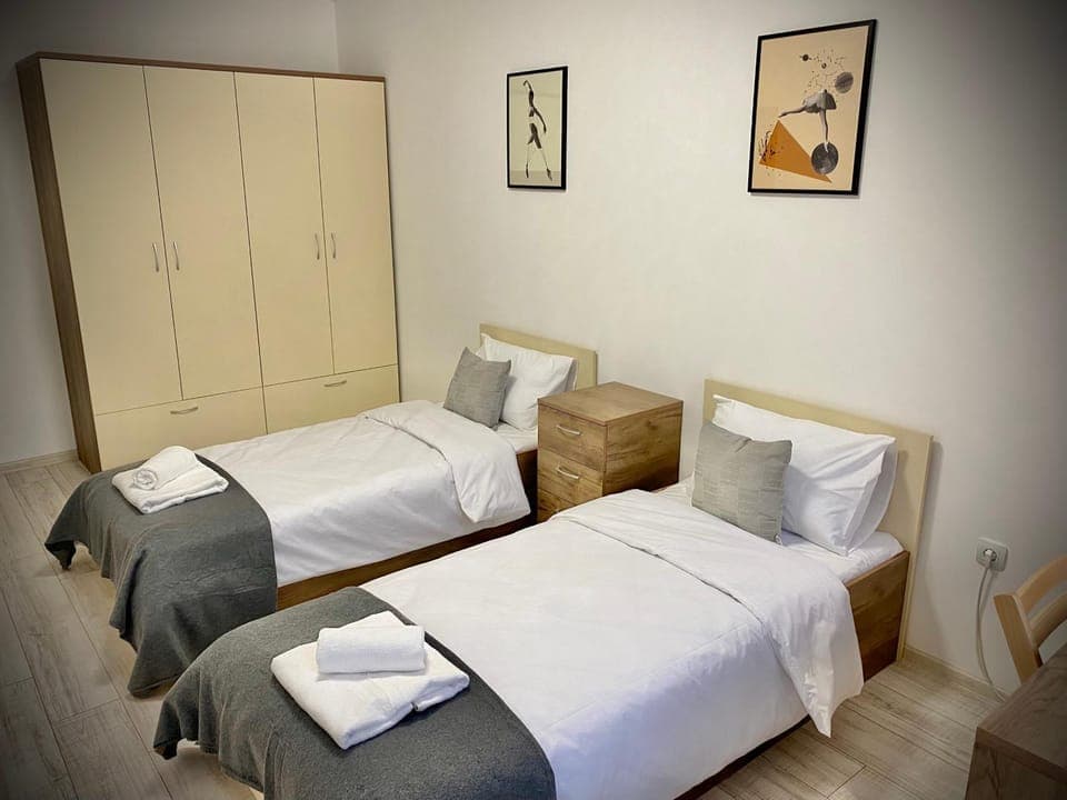 Bed, Photo of the whole room, Bedroom, wardrobe