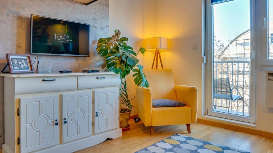 TV and multimedia, Living room, Seating area