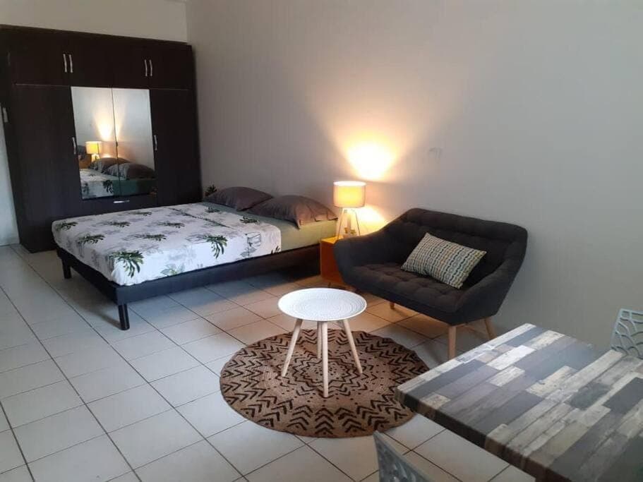 Photo of the whole room