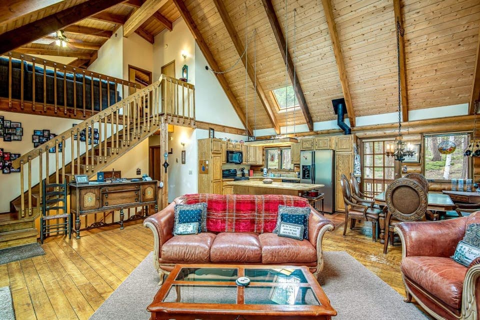 Pikes Peak Retreat House in Colorado