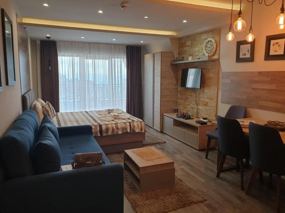 Living room, Photo of the whole room