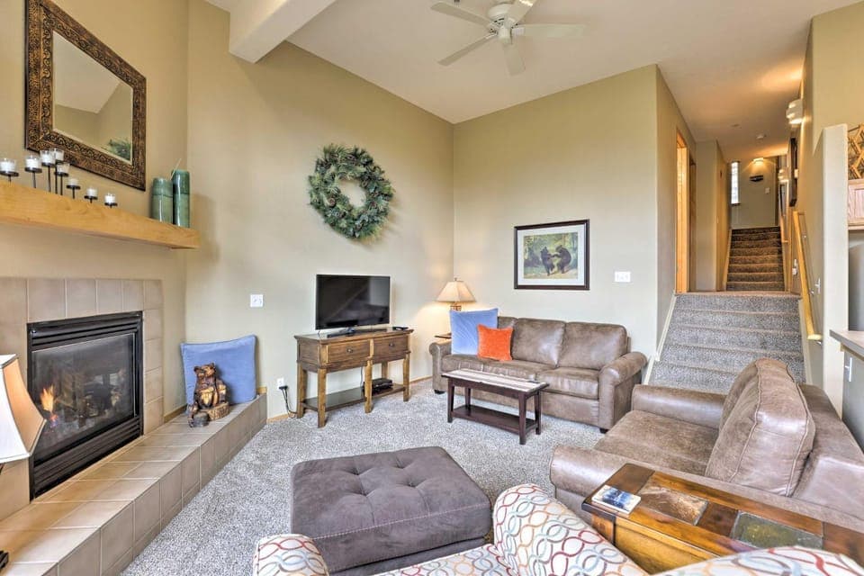 Silverthorne Gem w/ Community Perks: 11 Mi to Ski! House in Wildernest