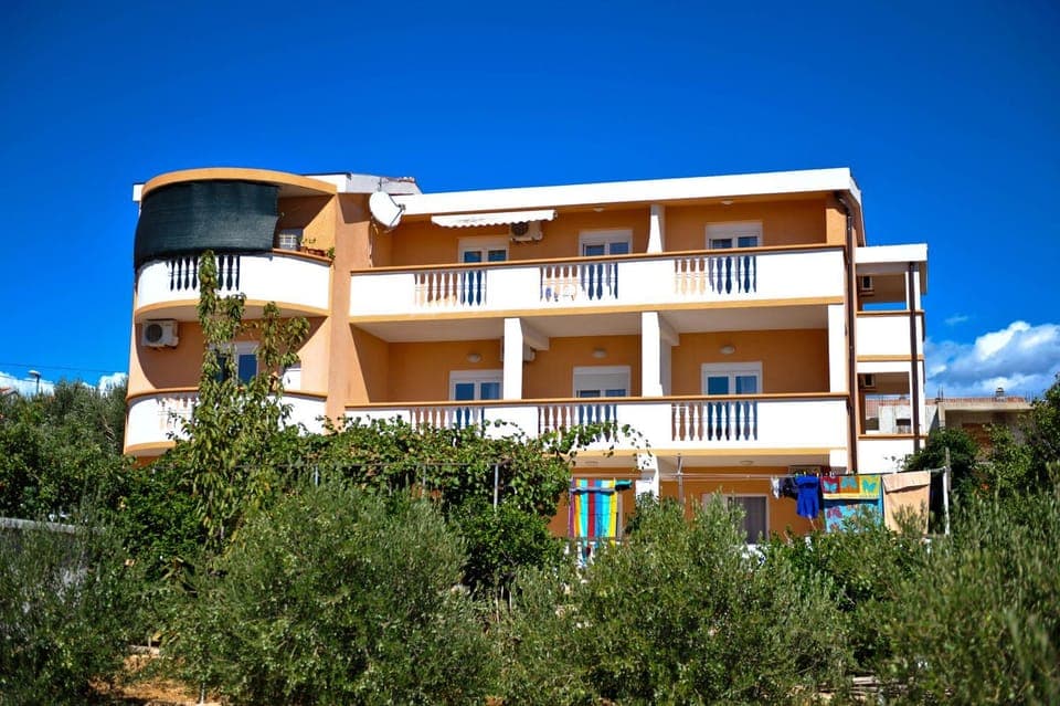 Property building, Day
