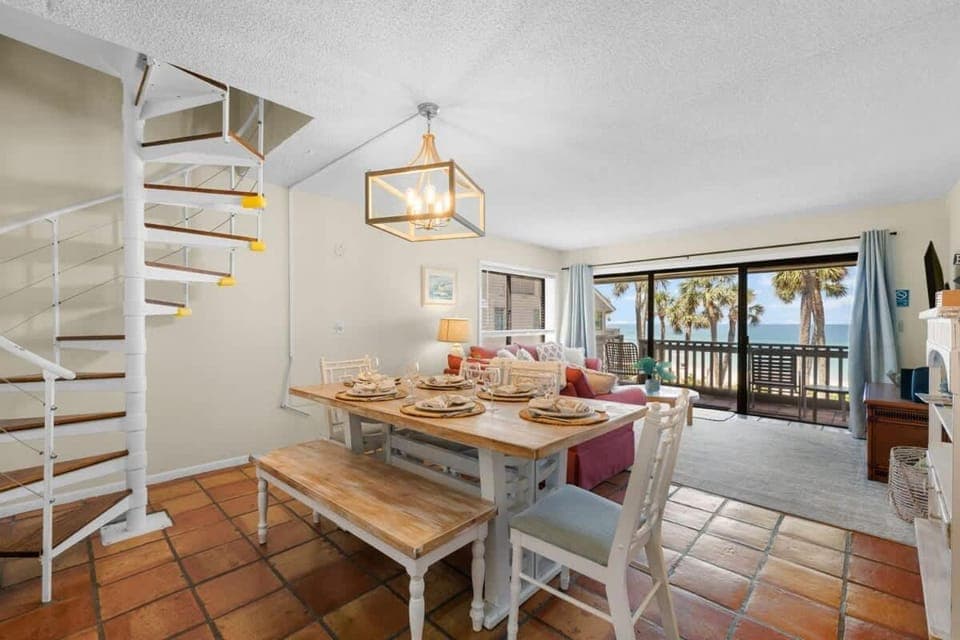 Beachfront Aldea 6 House in Belleair Beach