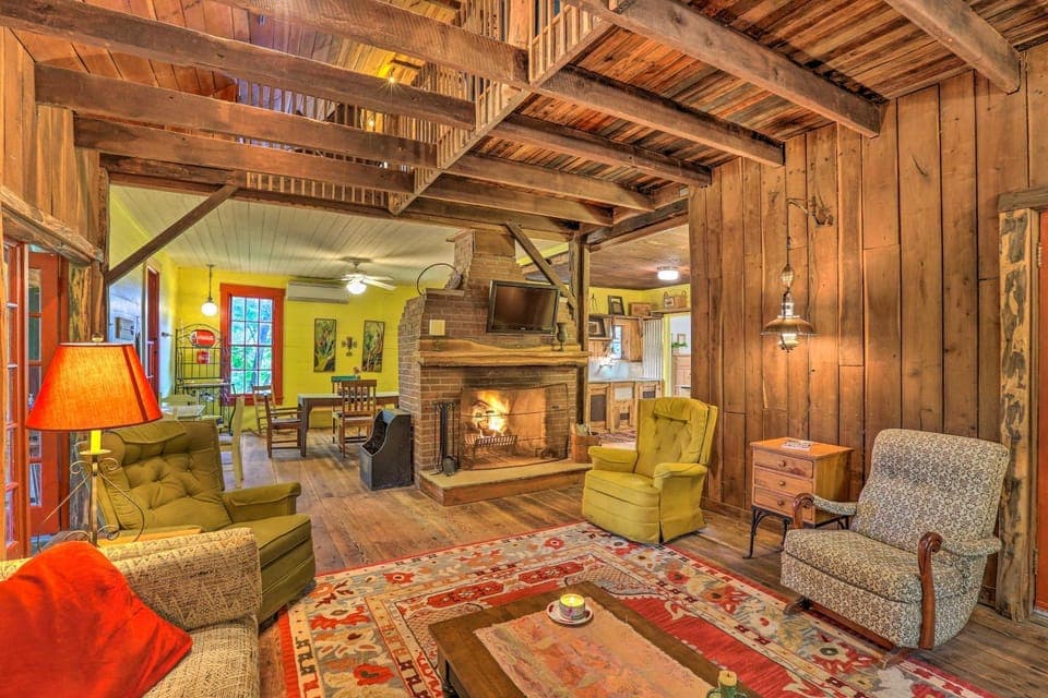 Rustic Cabin in the Woods: 2-Acre Fishing Pond! Cabin in Rising Sun