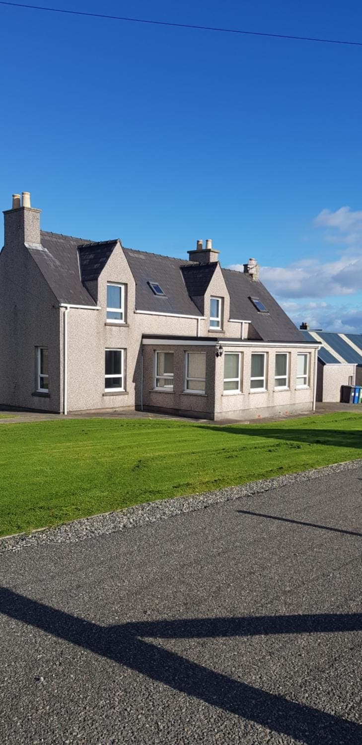 Property building, Day, Garden