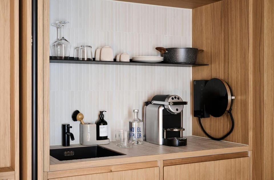 Coffee/tea facilities, Kitchen or kitchenette
