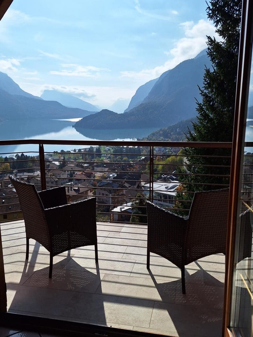 Nearby landmark, Natural landscape, View (from property/room), Balcony/Terrace, Lake view