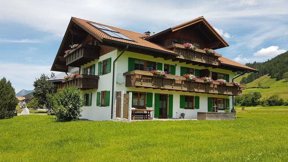 Property building, Natural landscape, Garden, Garden view