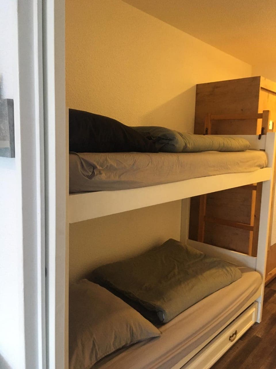 bunk bed