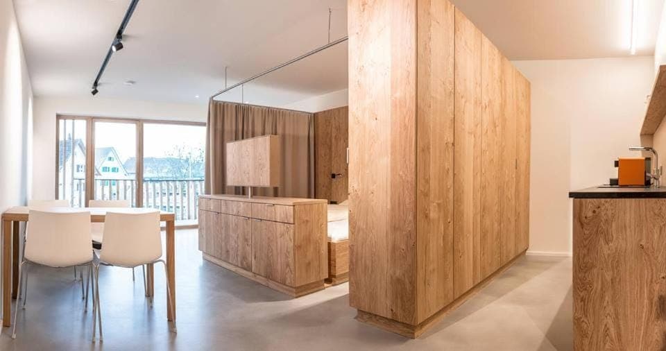 Photo of the whole room, kitchen