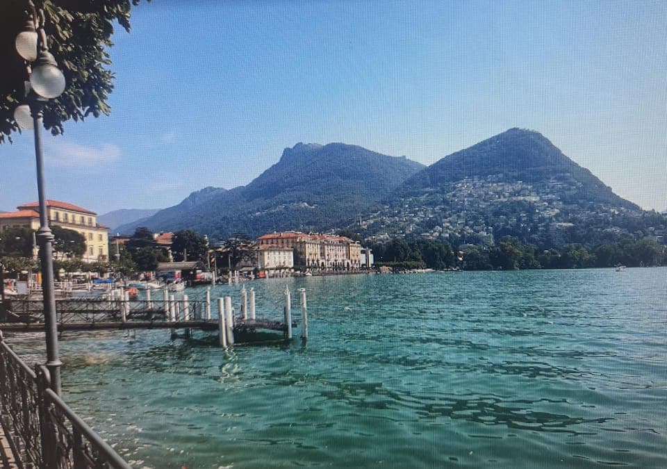 Nearby landmark, Natural landscape