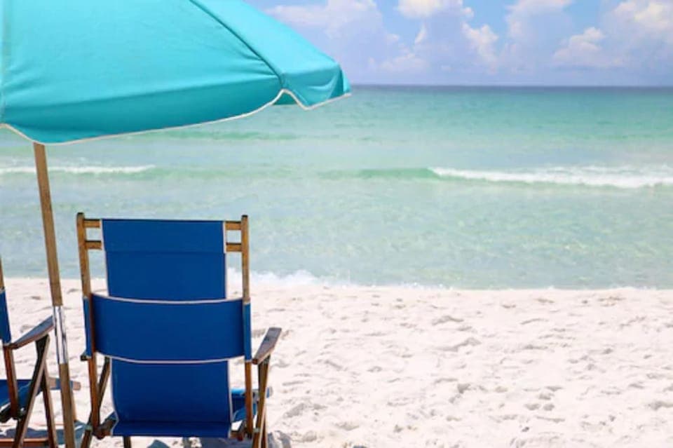 Day, Natural landscape, Beach, sunbed