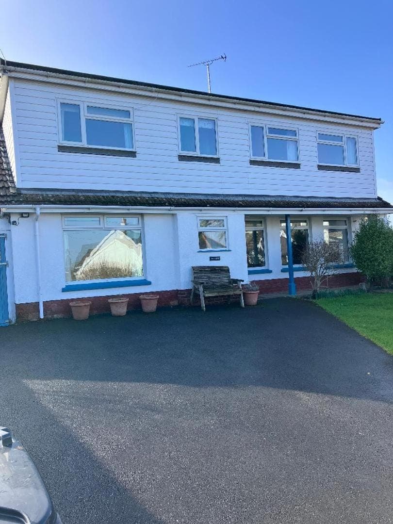 Property building, Parking