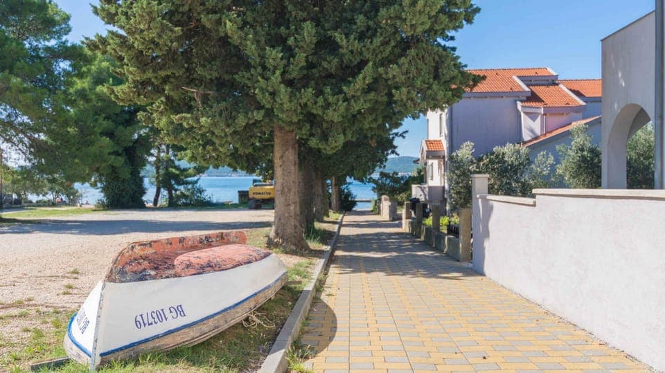 Nearby landmark, Summer, Sea view