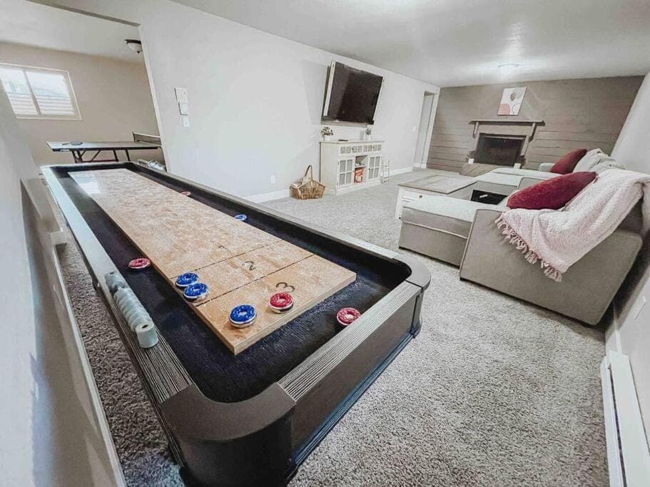 PET FRIENDLY/PING PONG/GAME ROOM!FAMILY GATHERING House in Black Forest