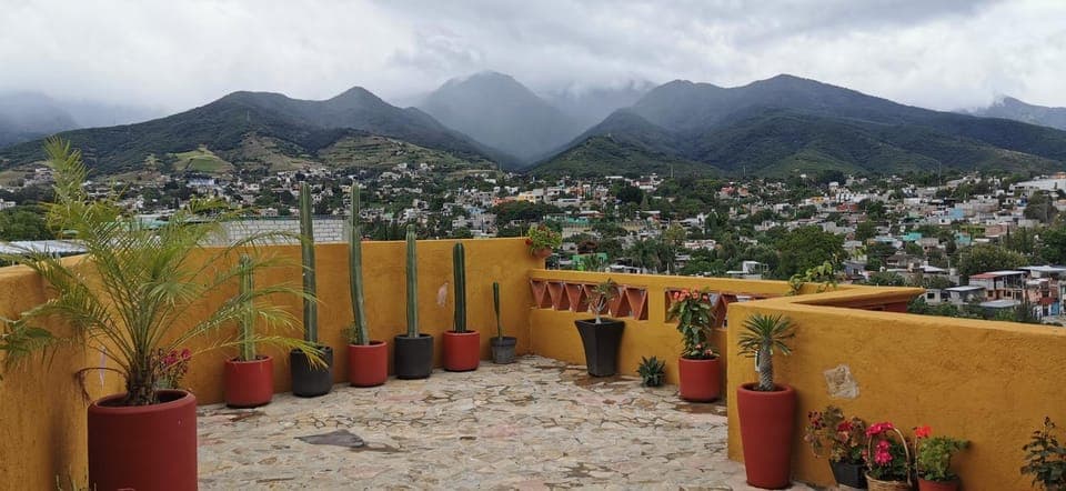 Balcony/Terrace, Mountain view