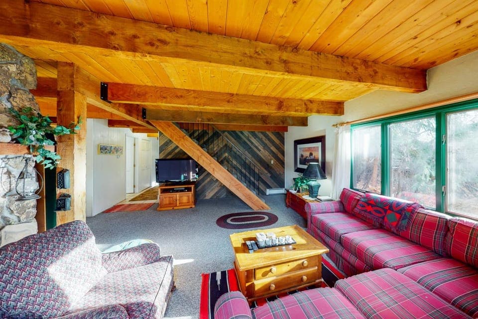 Swinging Bridge House House in Basalt