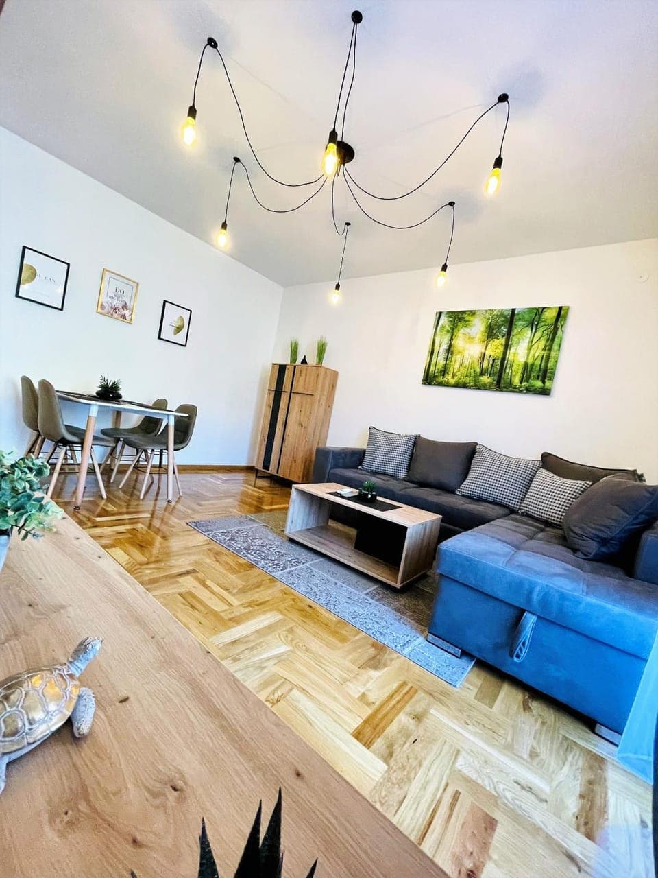 Living room, Seating area, Dining area