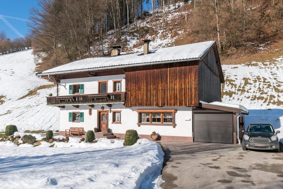 Property building, Winter