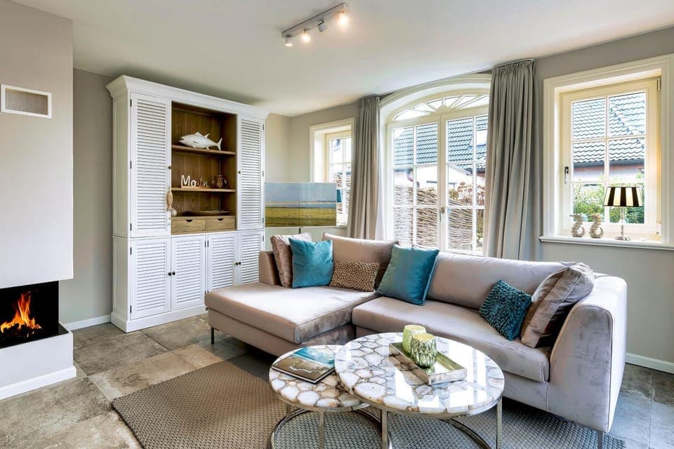 Living room, Seating area, pet friendly