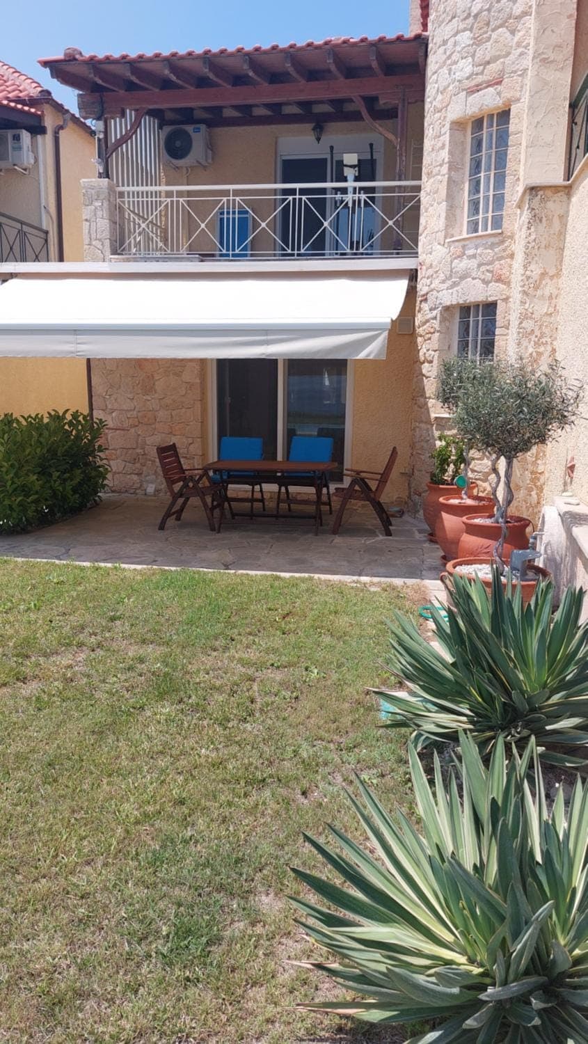 Property building, Dining area, Garden view
