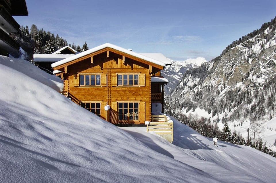 Property building, Winter