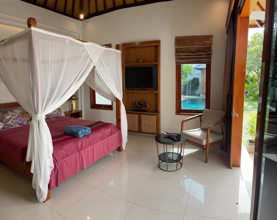 Photo of the whole room