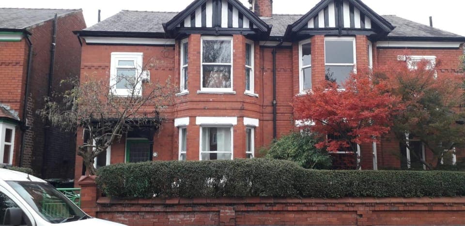 Property building, Day, Neighbourhood, Garden view