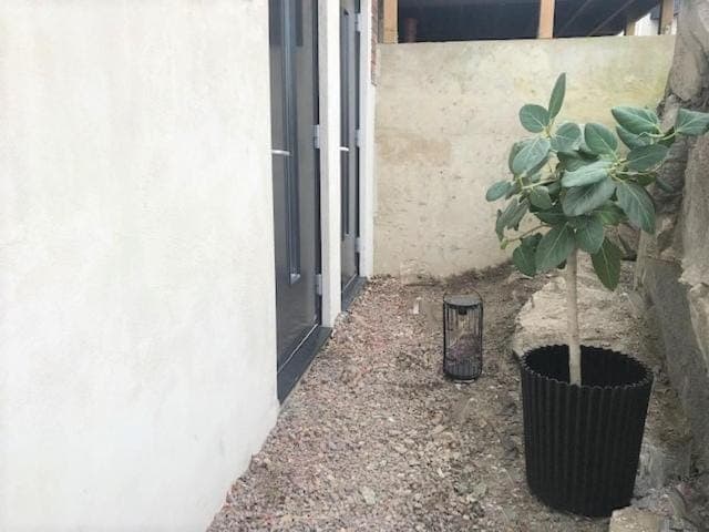 Property building, Facade/entrance